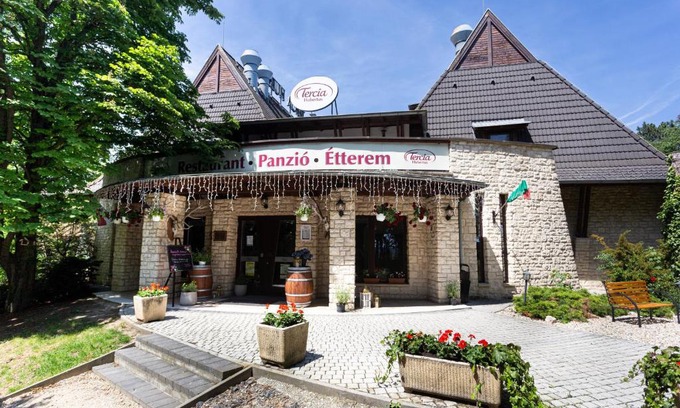 Sopron Bed & Breakfast | Oceanfront Retreat at Tercia Hubertus Panzió - Guest Rated 8.8