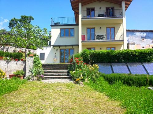 Campi Apartment | Scenic Lake View Apartments at Teresa Campi by Gardadomusmea