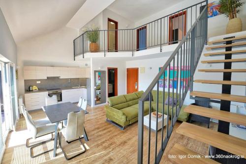 Podcetrtek Apartment | Relaxing Terme Olimia Apartment with Oceanfront Views