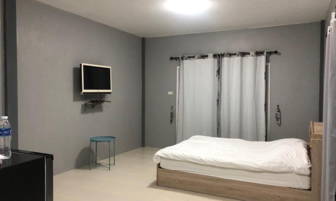 Nan Apartment | Top-Rated Terminal1cafe: Pet-Friendly with Breakfast Included
