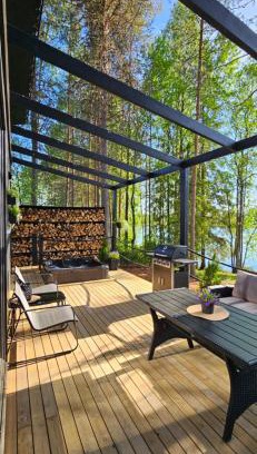 Rovaniemi Villa | Discover Ternu Minivilla: Pet-Friendly with Ocean Views