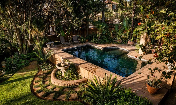 Rustenburg House | Unforgettable Stay at Terra Casa with Pool and Breakfast