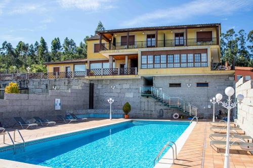 Lestrove Hotel | Experience HOTEL TERRA de Lestrove - Quality Rooms by the Sea