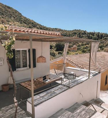 Drimonas House | Top-Rated Terra del Nonno: Family & Pet-Friendly Retreat