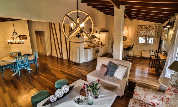 Kropia House | Discover TERRA Paradiso: Ocean View & Basketball Court