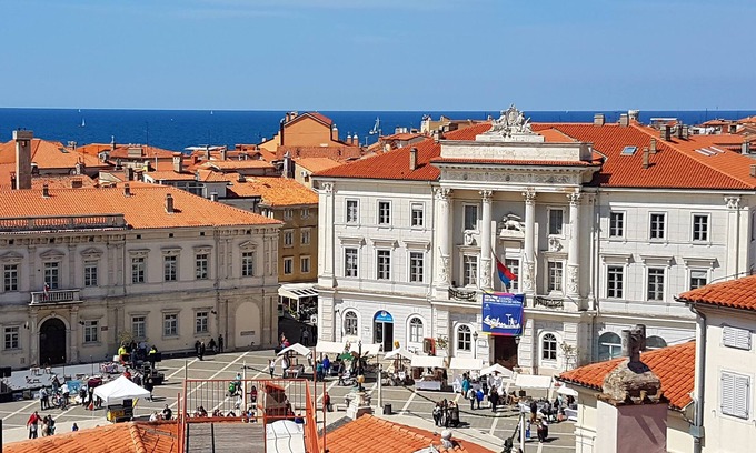 Piran House | Experience Local Living at Terrace & Sea View House, Piran