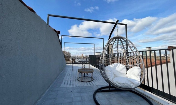 Fatih House | Sea View Terrace Suite with Spa & Breakfast in Fatih