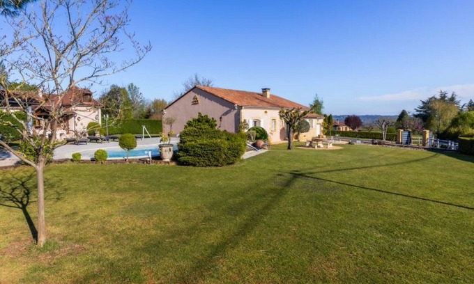 Terrasson-la-Villedieu House | Beautiful Villa with Pool and Scenic Hilltop Views