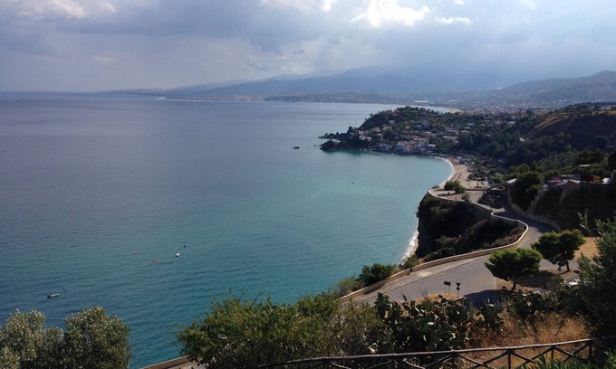 Santa Maria del Mare Torrazzo House | Cozy Teraced House with Garden & Ocean View Amenities