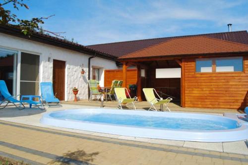 gmina Sianow House | Beautiful Terraced House with Pool & Sauna in Sieciemin