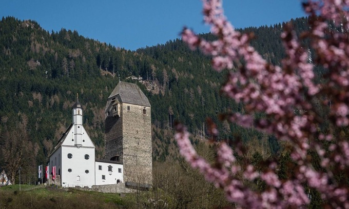 Schwaz Apartment | Discover Terracotta - City Apartments Schwaz for Families