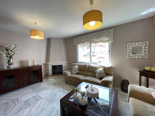 Torre del Mar House | Inviting Terrasol Chalet in Central Torre del Mar