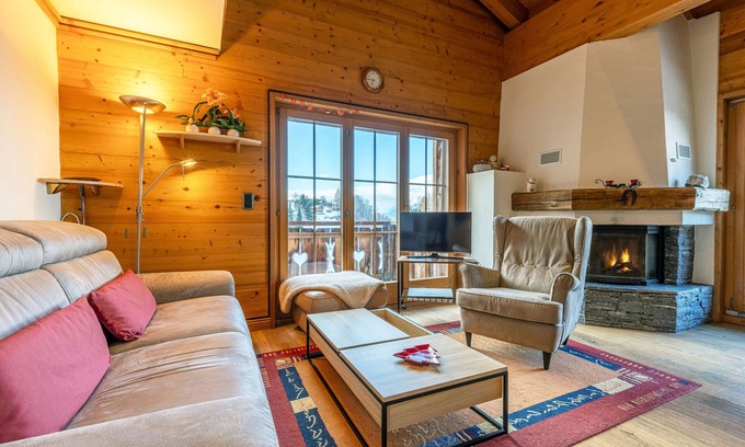 Saint-Pierre-de-Clages Apartment | Terrasses du Paradis 7B: Family-Friendly Center Retreat