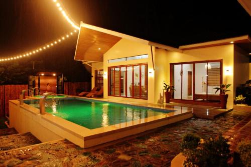 Amadeo Villa | Oceanfront Escape at Terraza de Mari with Pool & Views
