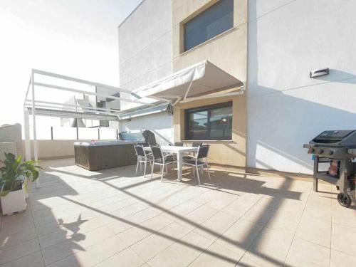 Orihuela Costa Apartment | Family-Friendly Retreat at Adosado Pink Ciñuelica