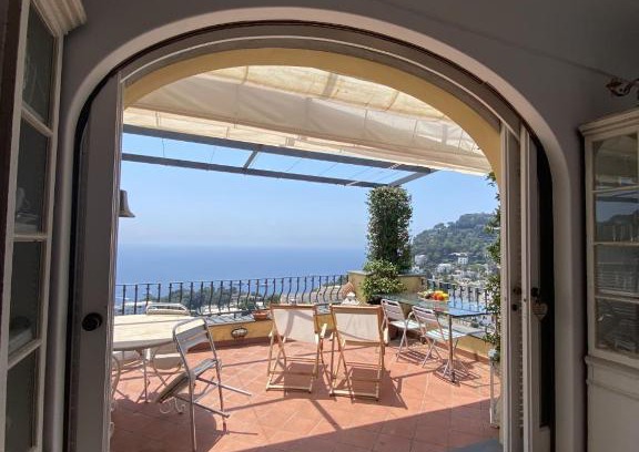 Tiberio Apartment | Belvedere: A Cozy 4-Star Retreat with Exceptional Reviews