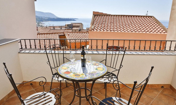 Old Town House | Experience Terrazza della Rocca: Oceanfront Bliss Awaits