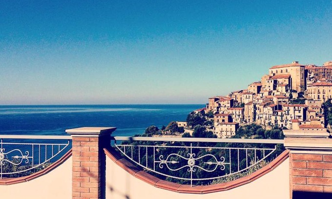 Marina Lido Apartment | Ocean View Retreat at Terrazza sul mare Pisciotta