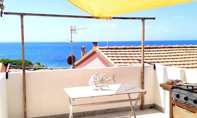 Pomonte Apartment | Terrazza vista mare