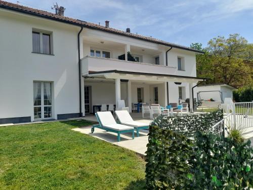 Monte San Pietro Bed & Breakfast | Oceanfront Retreat at TerrazzaPonente - Rated 9.5/10