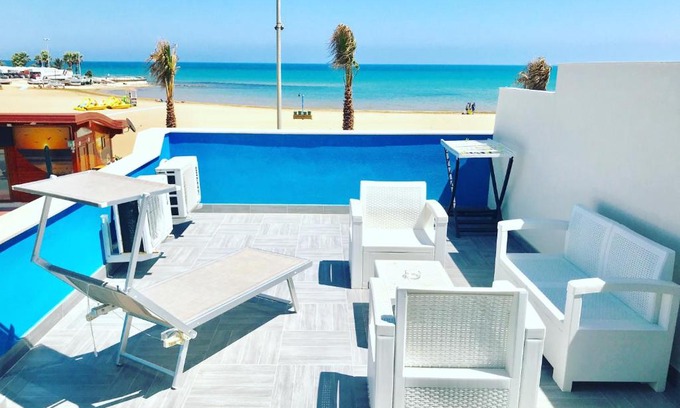 Zona Portuale Bed & Breakfast | Discover Terrazze Sul Mare: Oceanfront Bliss Awaits