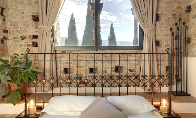 Greve in Chianti House | Indulge in Relaxation at Terre di Baccio Hotel