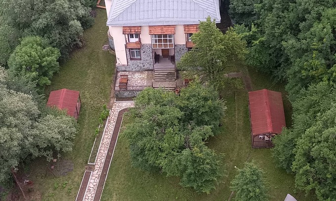 Dilijan House | Terrific 5-bedroom building in Dilijan