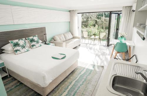 Terrigal Hotel | Idyllic Terrigal Pacific Coastal Retreat with Ocean Views