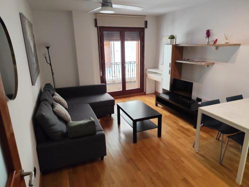 Old Town Apartment | Exceptional Teruel 380: Child-Friendly and Guest Rated 9.8
