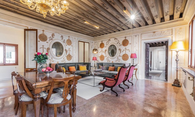 Castello Apartment | Delightful Tesori di Celestia: Guest Rated 9.8, Family Friendly