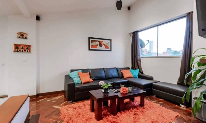 El Tesoro House | Inviting Tesoro 401 - Two-Level Provenza Penthouse Escape
