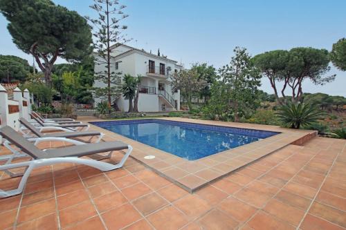 Pinos de Alhaurin House | Discover TESS Villa Madison: Family-Friendly with Pool Access