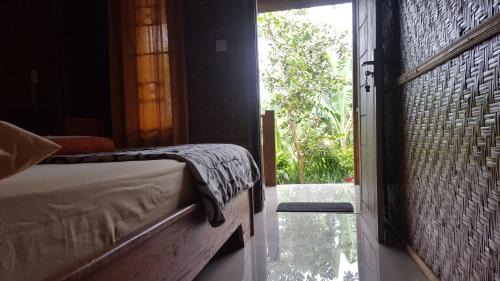 Tetebatu House | Budget-Friendly Tetebatu Indah Homestay with Kitchen & More
