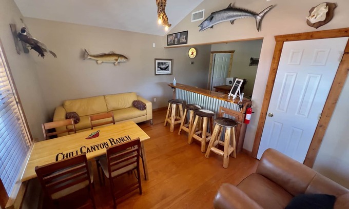Utopia Cabin | Pet-Friendly Texas Hill Country Getaway in Seco Mountains