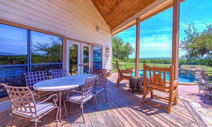 Blanco House | Experience Serenity at Rockin Diamond S Ranch: 9.8/10 Rated
