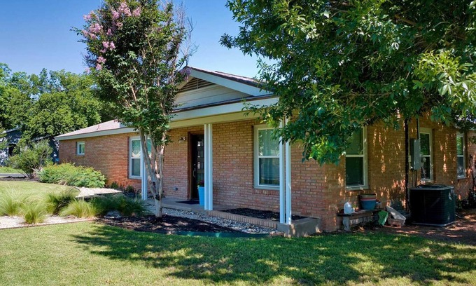 Mason House | Texas Topaz in Mason