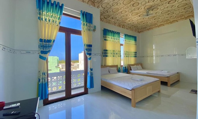 Phu Quy Hotel | Experience Beachfront Bliss at Thành Trinh Hotel Phú Quý