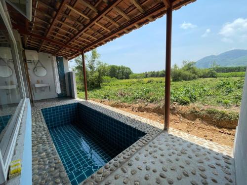 Phu Loc Other | Enchanting Thôn Hoa Sen: Family-Friendly with Breakfast