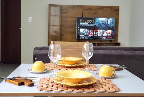 Nossa Senhora das Gracas Apartment | Family-Friendly TH 3406 - Three-Bedroom Retreat, Rated 9.1