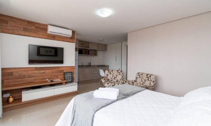 Setor Bueno Apartment | Inviting Flat with Ocean View and Great Amenities in Setor Bueno