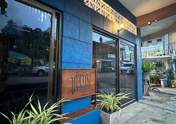 Houayxay Hotel | Budget-Friendly Thadan Guest House - Child Friendly Stay!