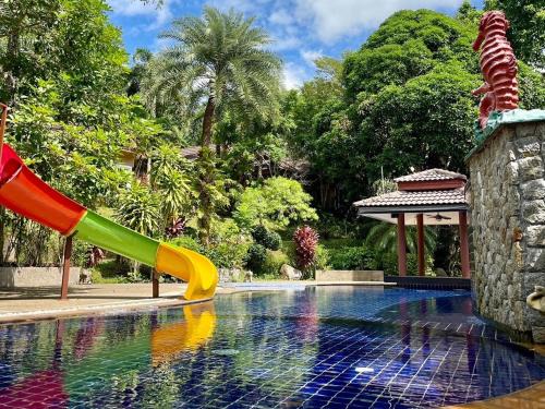 Chalong Resort | Relaxing Thai Modern Resort & Spa with Private Pool Access