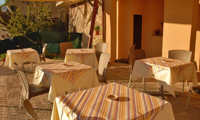 Arcidosso Bed & Breakfast | Cozy Thalassa Locanda B&B with Family-Friendly Amenities