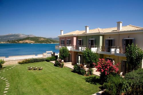Lygia House | Experience Thalassa Mare Villas: Oceanfront Bliss & 9.9 Rating