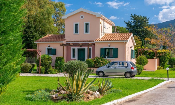 Sami Villa | Oceanfront Retreat: Thalia with Pool & Sleep 4 Comfortably