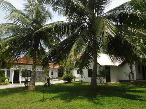Medaketiya Villa | Inviting Thamaya Heritance Tangalle: Breakfast & Hot Tub