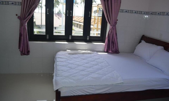 East Ham Tien Beach Bed & Breakfast | Pet-Friendly Stay at Thanh Duy Guest House - Rated 9/10
