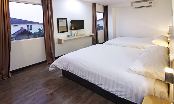 Kampung Permatang Tok Mamat Hotel | Budget-Friendly Stay at Thanks Hotel with Breakfast Included