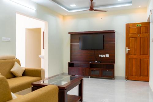 Coimbatore Apartment | Pet-Friendly Retreat at Thapovan: Guest Rated 10/10