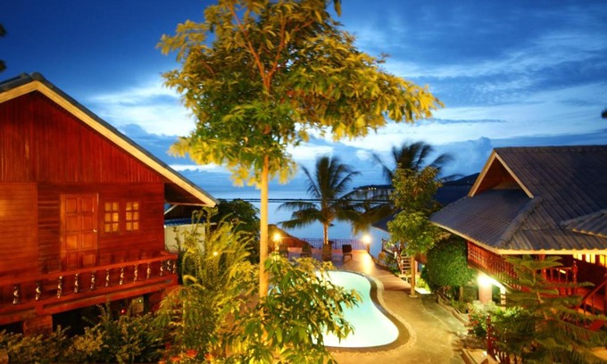 Wok Tum Resort | Tranquil Tharathip Resort Koh Phangan - Private Beach Escape